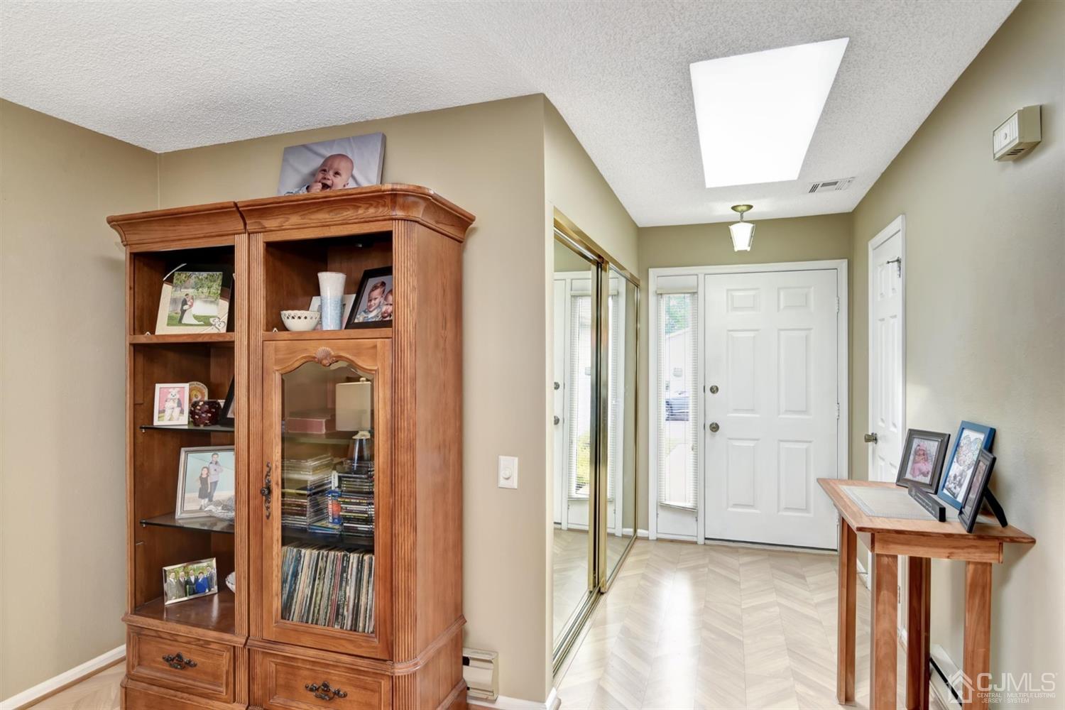850B Ardmore Road Monroe Township, NJ 08831 - Photo 5 of 33 Gallery Image 5