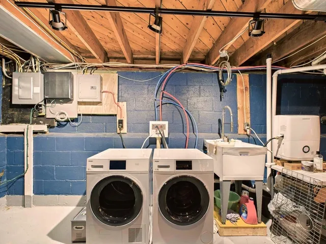 $739,000 | 81 Bartlett Street, Chelmsford, MA 01824