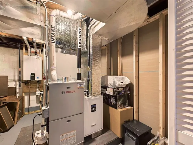 $739,000 | 81 Bartlett Street, Chelmsford, MA 01824