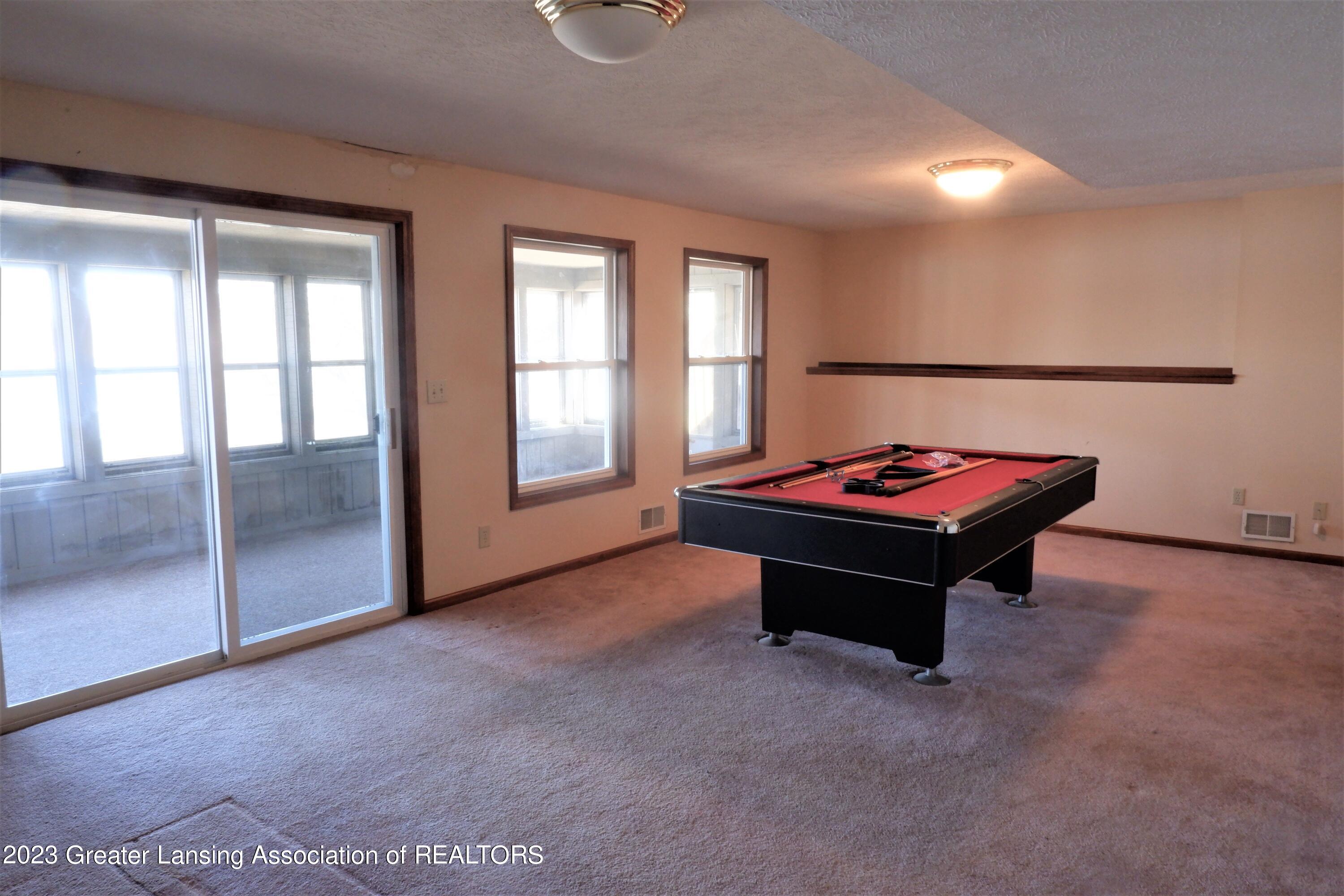 9717 East Jason Road Laingsburg, MI 48848 - Photo 30 of 51 Family room LL