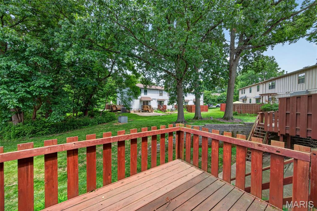 2358 Hidden Meadow Lane Ballwin, MO 63021 - Photo 31 of 44