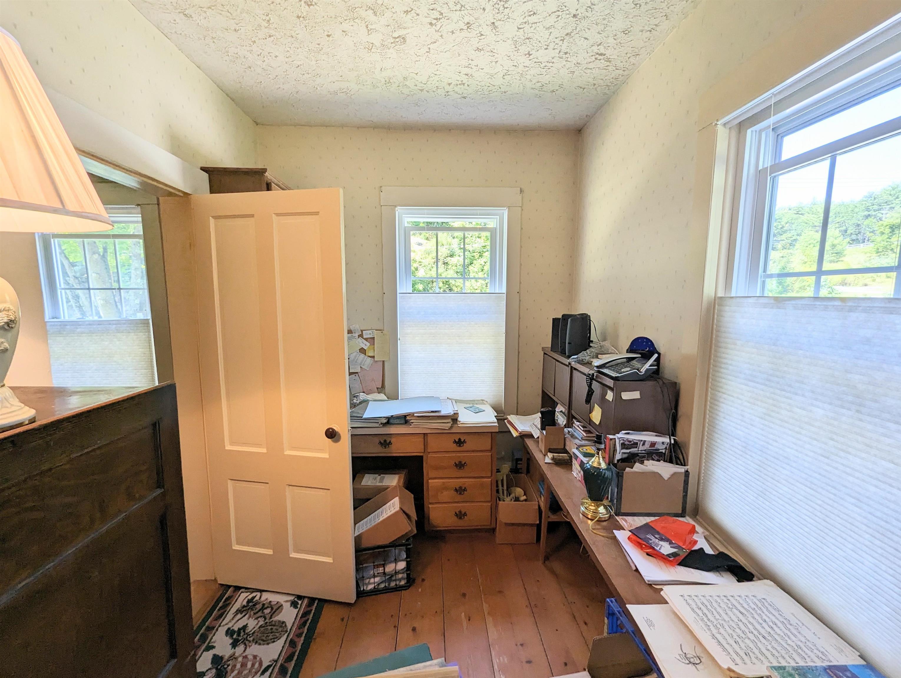 1573 Highway 5 Barnet, VT 05821 - Photo 17 of 36