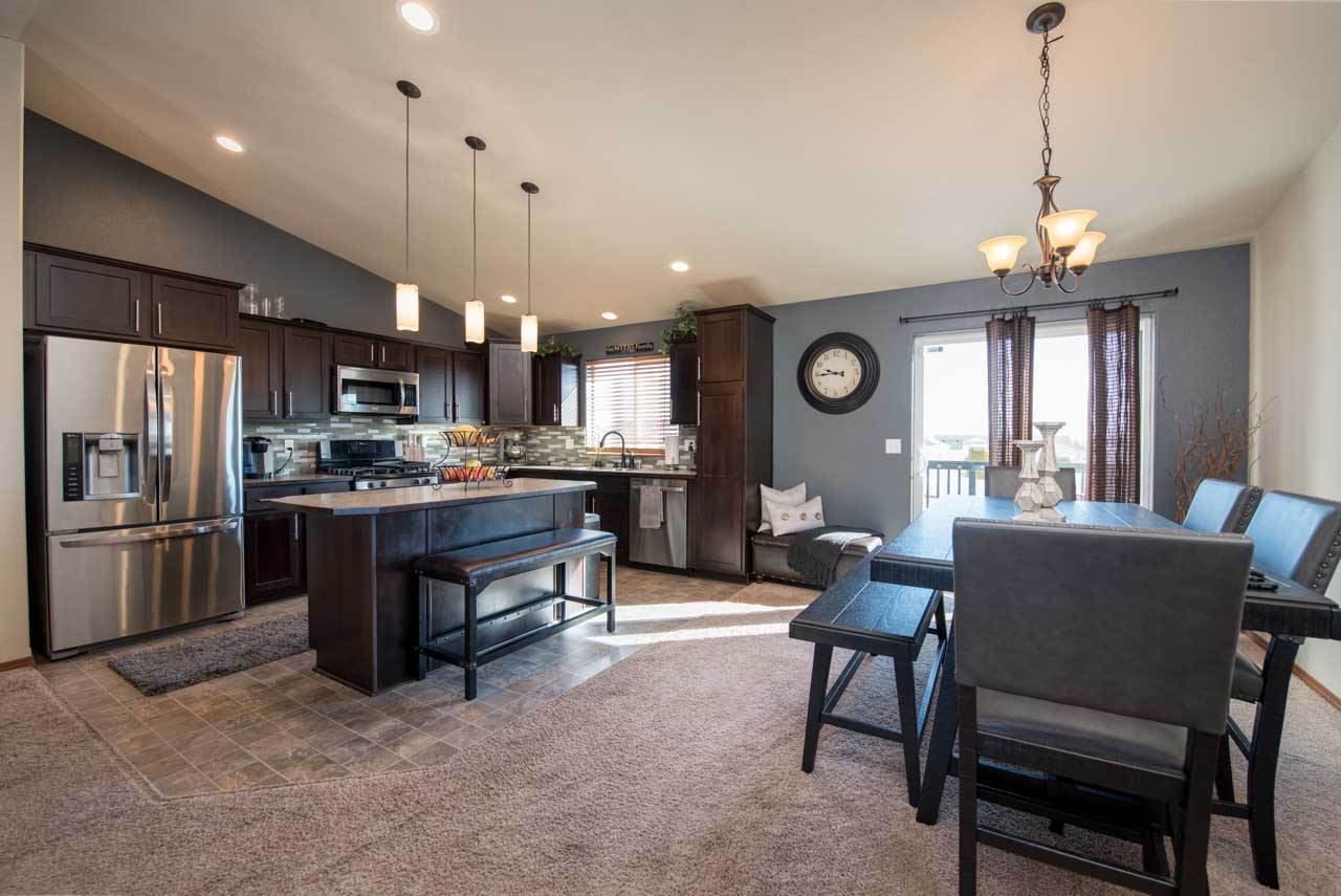 9018 North Elm Street Spokane, WA 99208 - Photo 4 of 20 Gallery Image 4