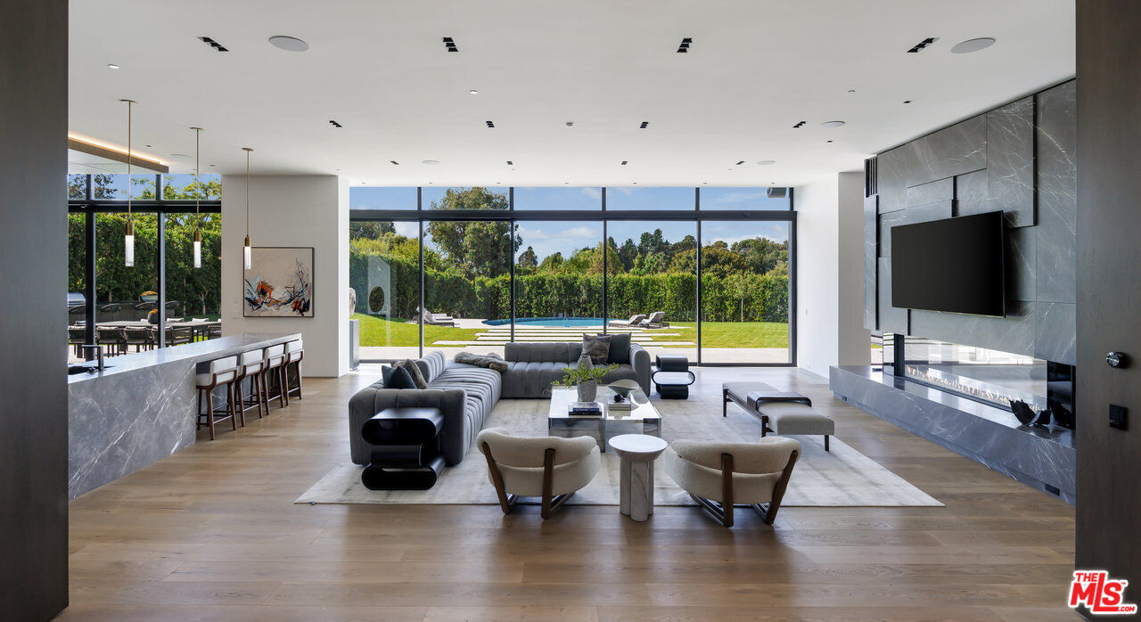615 North Faring Road Los Angeles, CA 90077 - Photo 2 of 26 Gallery Image 2