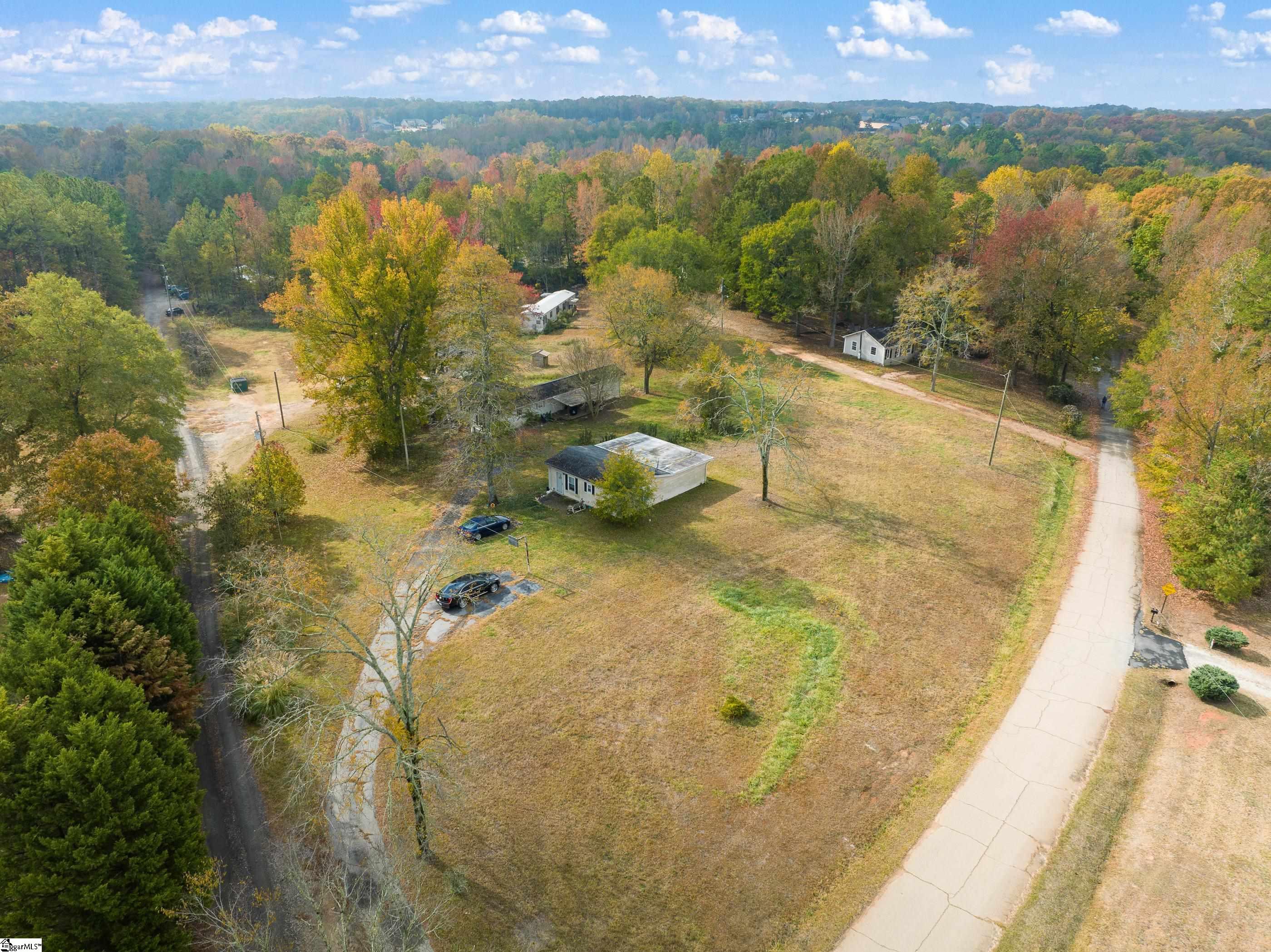 895 Nash Mill Road Fountain Inn, SC 29644 - Photo 1 of 20