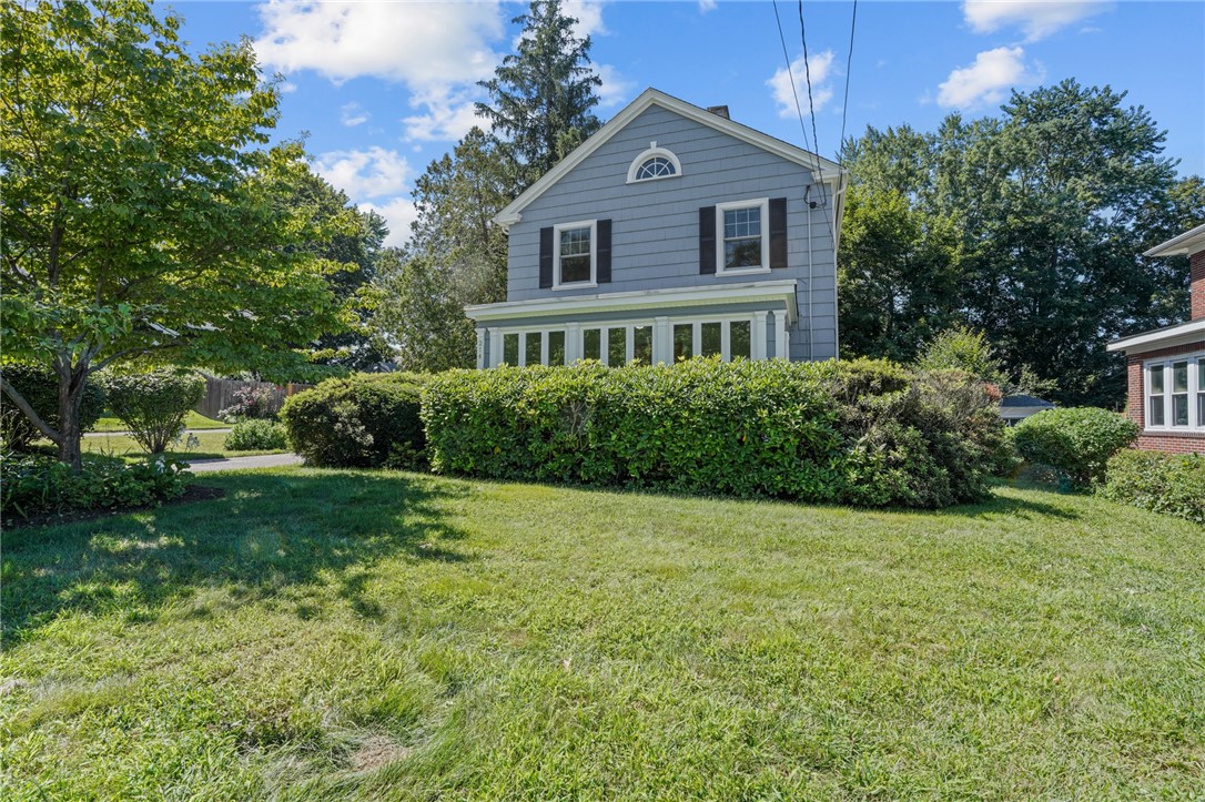 214 Oakley Road Woonsocket, RI 02895 - Photo 3 of 50