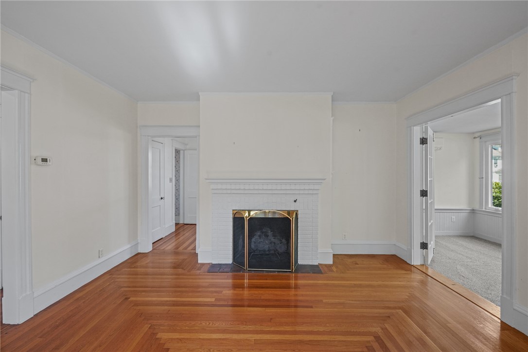 214 Oakley Road Woonsocket, RI 02895 - Photo 8 of 50