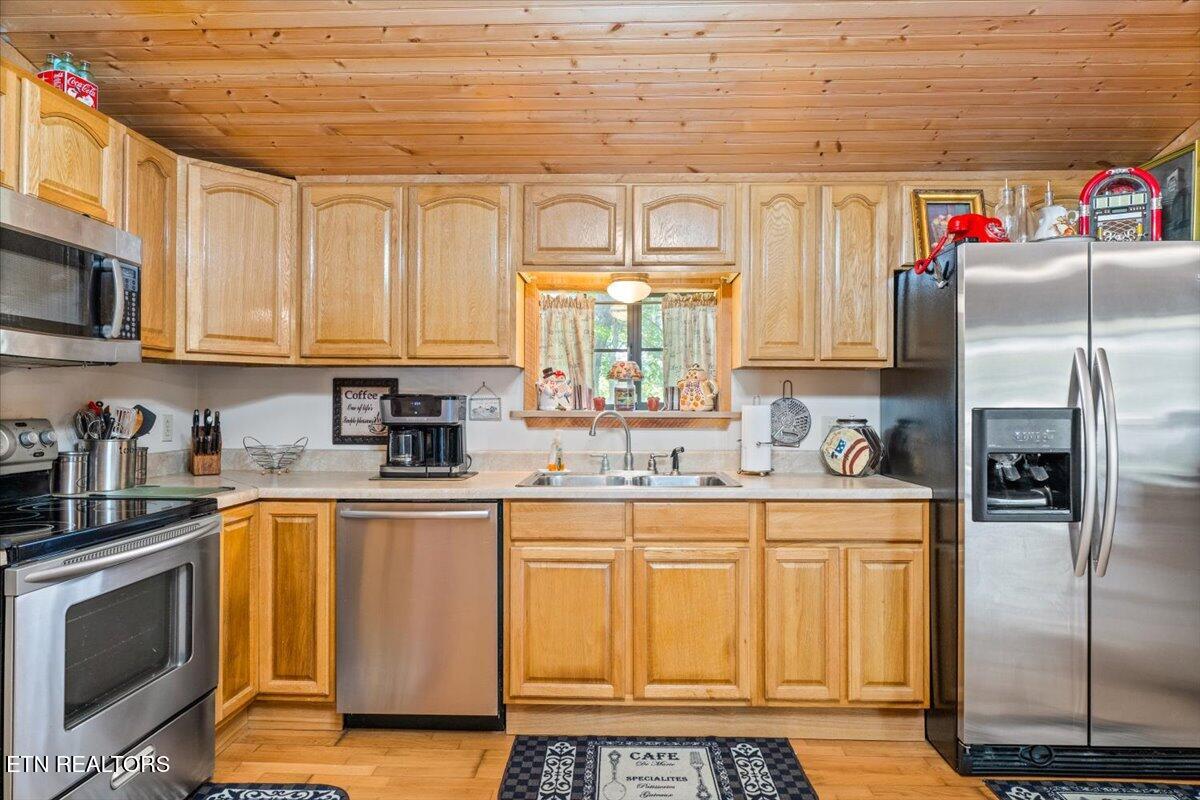 135 Midway Road Clairfield, TN 37715 - Photo 12 of 37 10-Midway