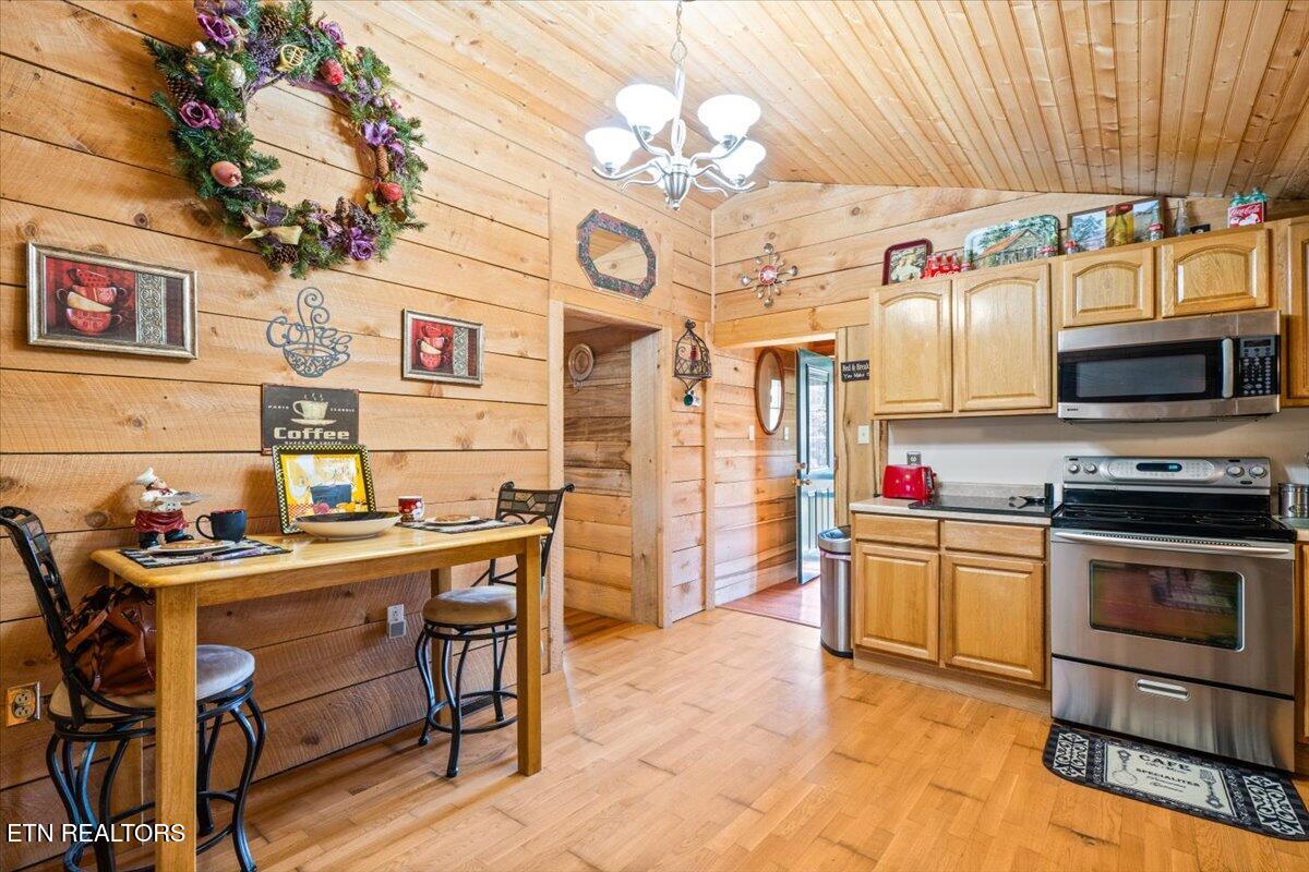 135 Midway Road Clairfield, TN 37715 - Photo 10 of 37 11-Midway