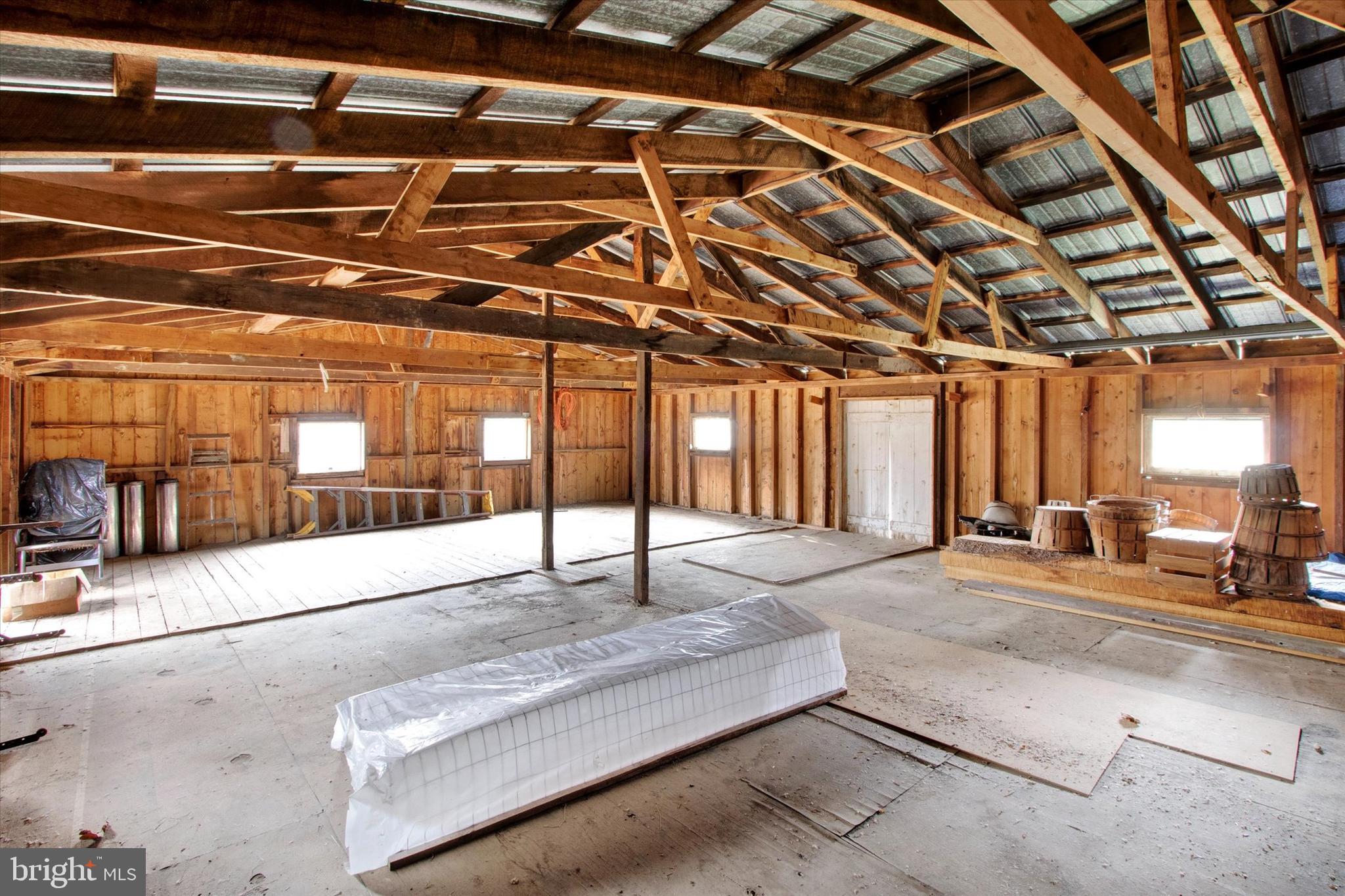 317 Oley Furnace Road Fleetwood, PA 19522 - Photo 41 of 43 a view of a hall with couch