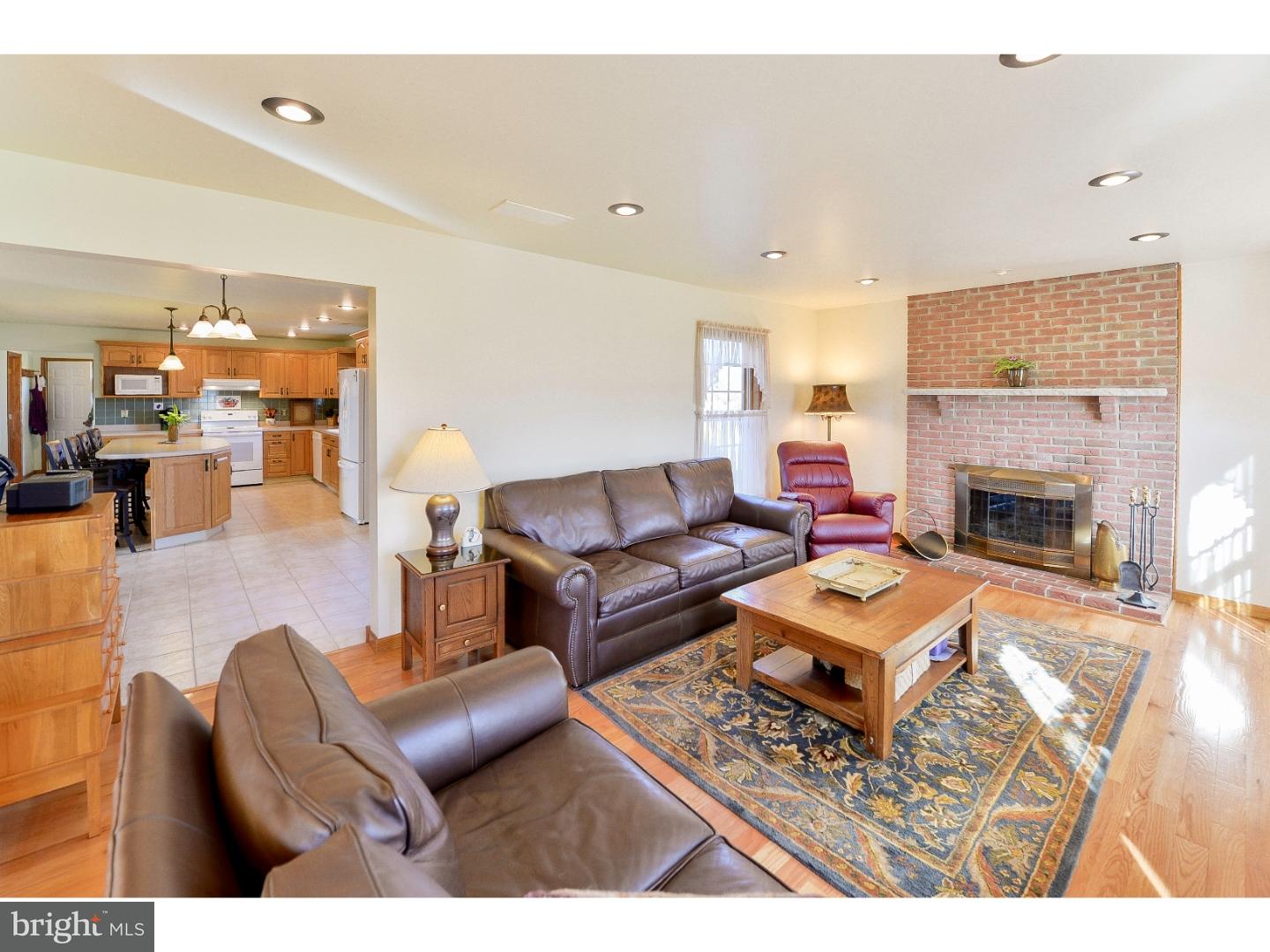1225 Elk Road Monroeville, NJ 08343 - Photo 6 of 20 Family Room