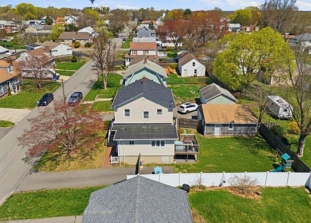 90 Sweetbriar Avenue Riverside, RI 02915 - Photo 4 of 22 Gallery Image 4