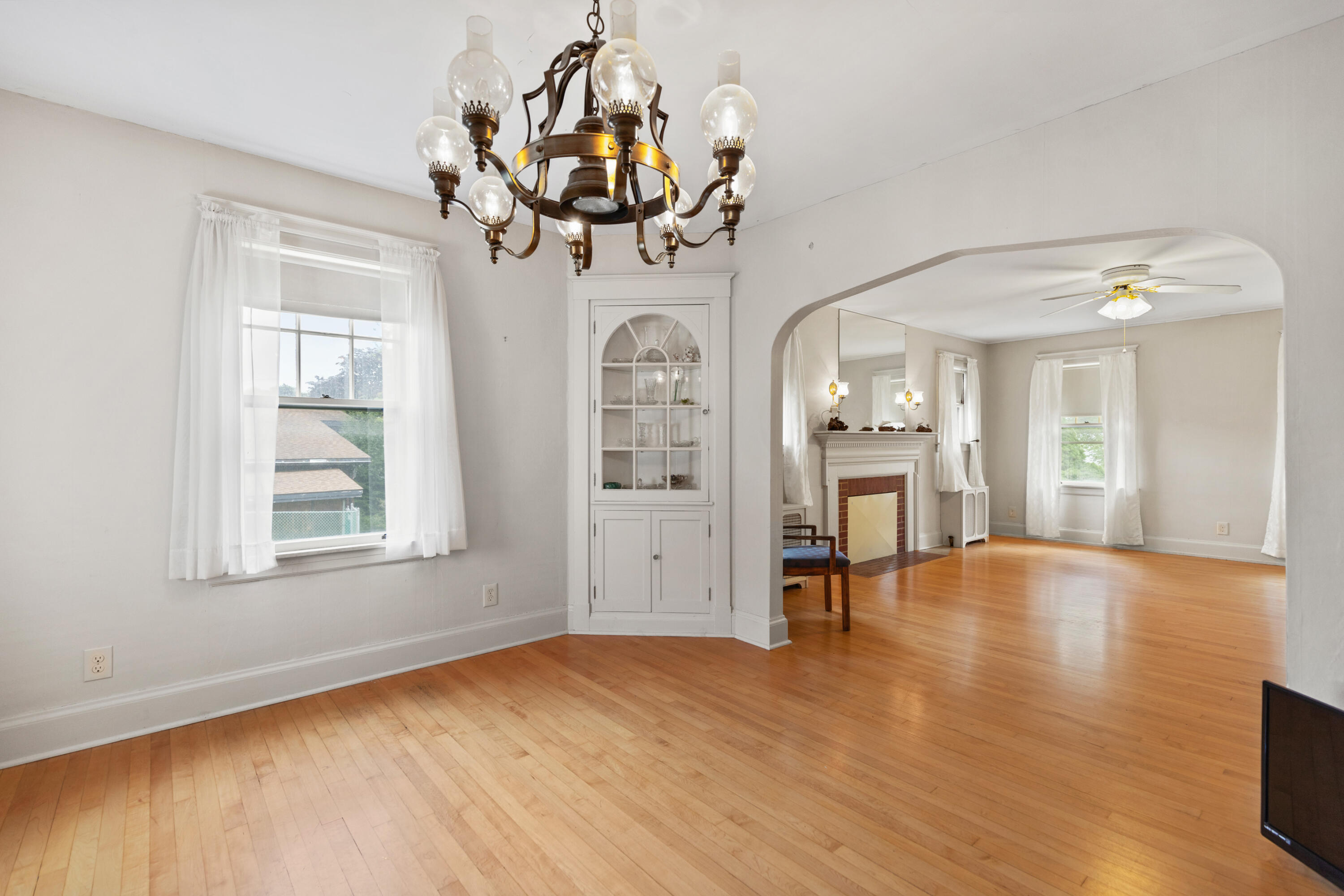 32 Franklin Street Lewiston, ME 04240 - Photo 10 of 44 362D2590-A1FC-4CBC-BC58-17242728E619