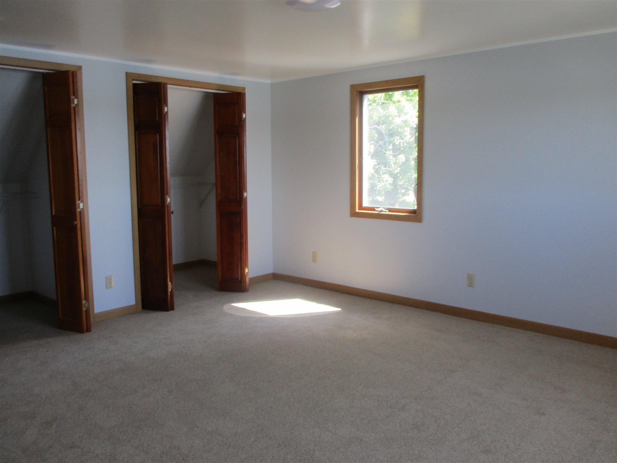 250 Spring Beach Road Rome City, IN 46784 - Photo 3 of 23