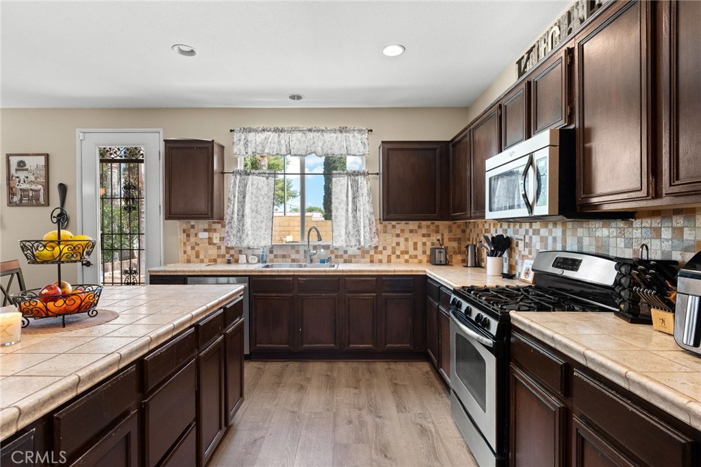 1528 Apple Canyon Road Beaumont, CA 92223 - Photo 23 of 45