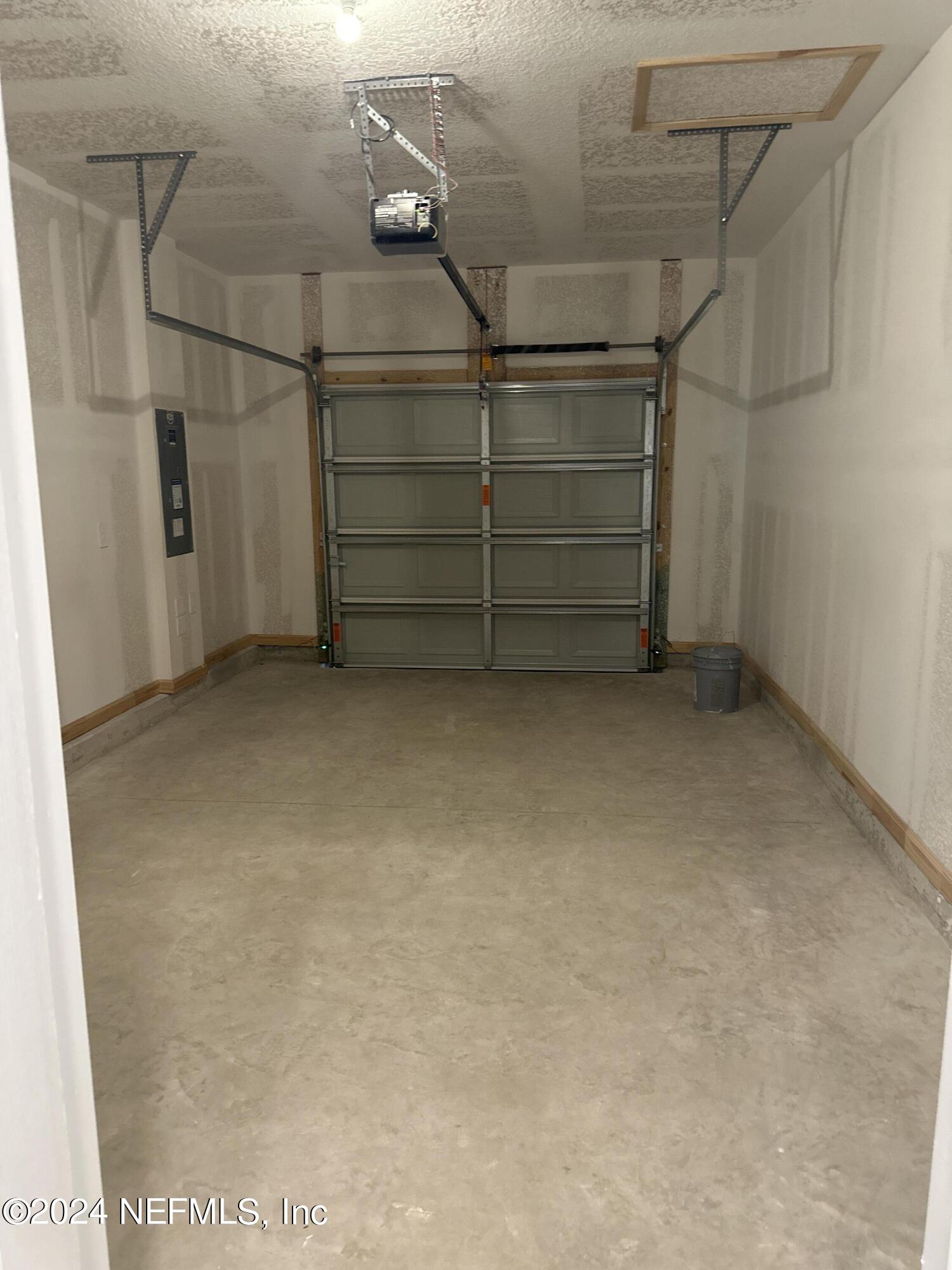 168 Tidal Bch Avenue St. Augustine, FL 32095 - Photo 14 of 36 a view of small space