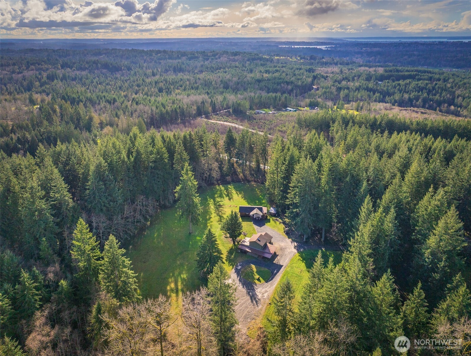 4431 Newberg Road Snohomish, WA 98290 - Photo 2 of 40 Gallery Image 2