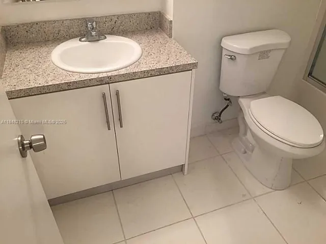 $1,850 | 9143 Southwest 77th Avenue, Unit B705, Miami, FL 33156