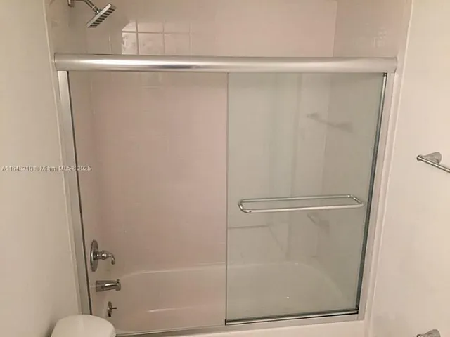 $1,850 | 9143 Southwest 77th Avenue, Unit B705, Miami, FL 33156