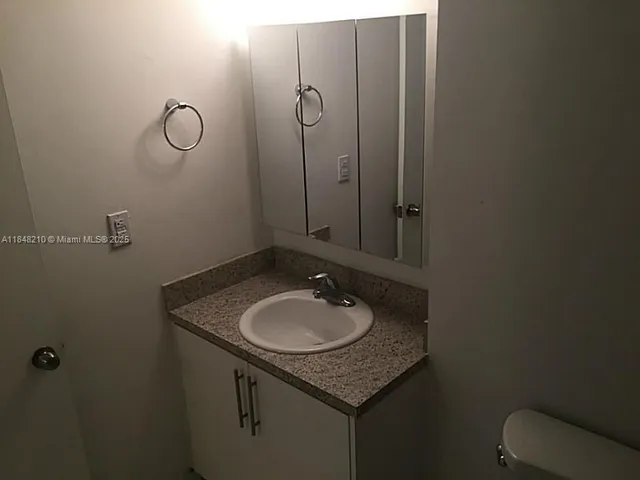 $1,850 | 9143 Southwest 77th Avenue, Unit B705, Miami, FL 33156