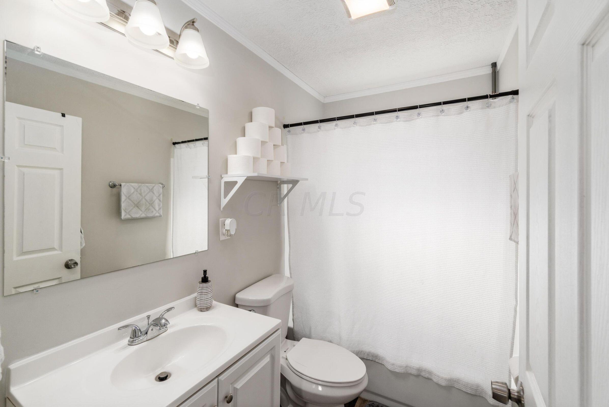 209 South Hampton Road Columbus, OH 43213 - Photo 26 of 32 1D6DBDC3-9CAA-4012-AE0D-67DC6A4894DB