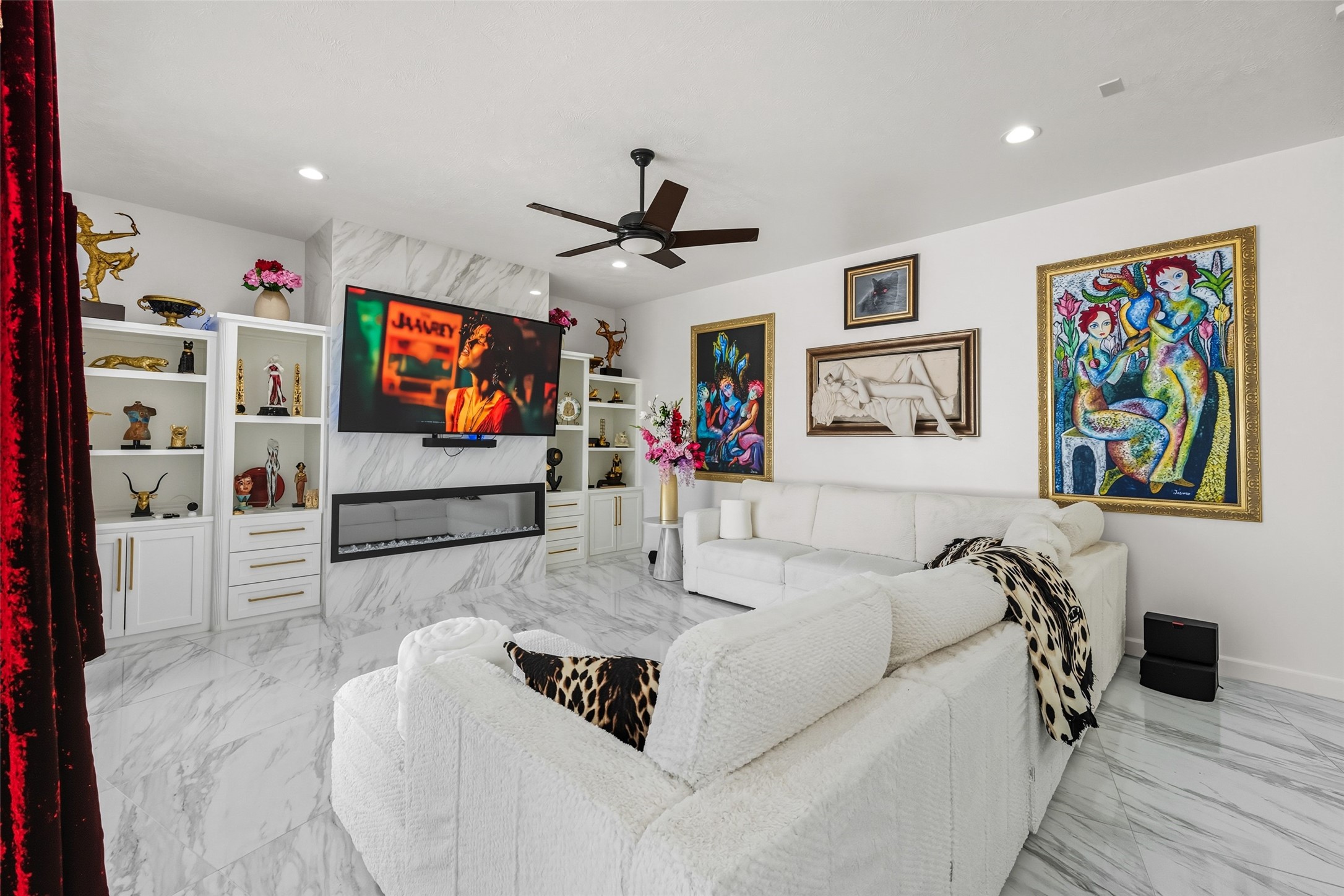 2500 Sand Shore Drive Conroe, TX 77304 - Photo 24 of 50 a living room with furniture and a flat screen tv