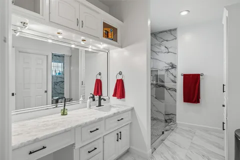 $3,790,000 | 2500 Sand Shore Drive, Conroe, TX 77304
