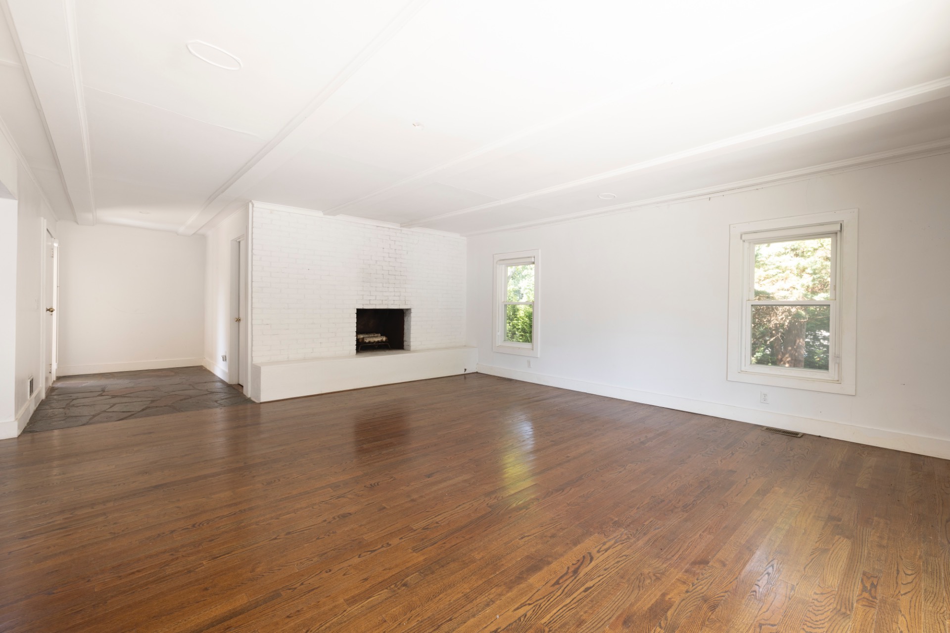 18 Sunset Road Sag Harbor, NY 11963 - Photo 8 of 19