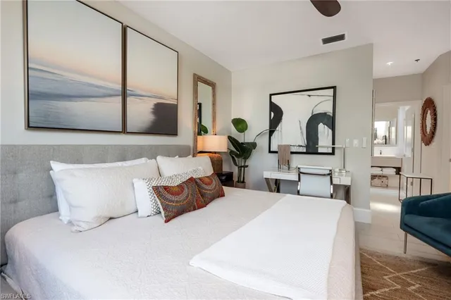 $14,000 | 365 5th Avenue South, Unit 307, Naples, FL 34102