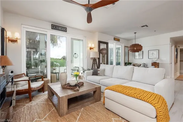 $14,000 | 365 5th Avenue South, Unit 307, Naples, FL 34102