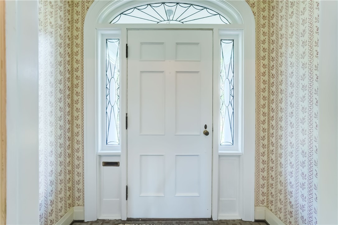 119 Coniston Drive Brighton, NY 14610 - Photo 3 of 31