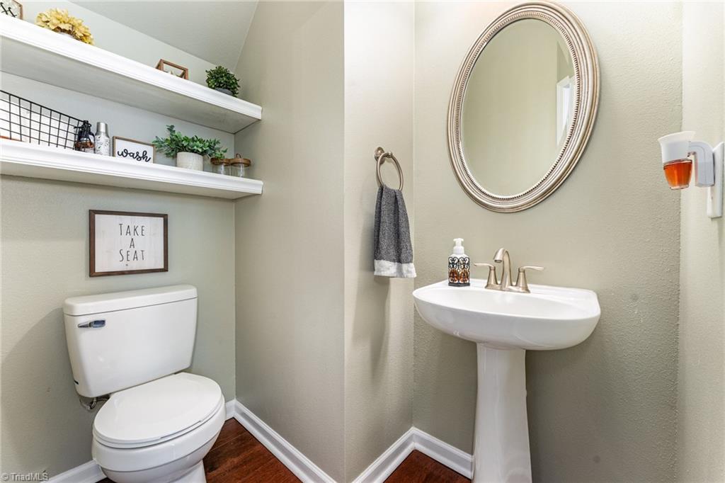 761 Spinning Wheel Point High Point, NC 27265 - Photo 14 of 30 Gallery Image 14