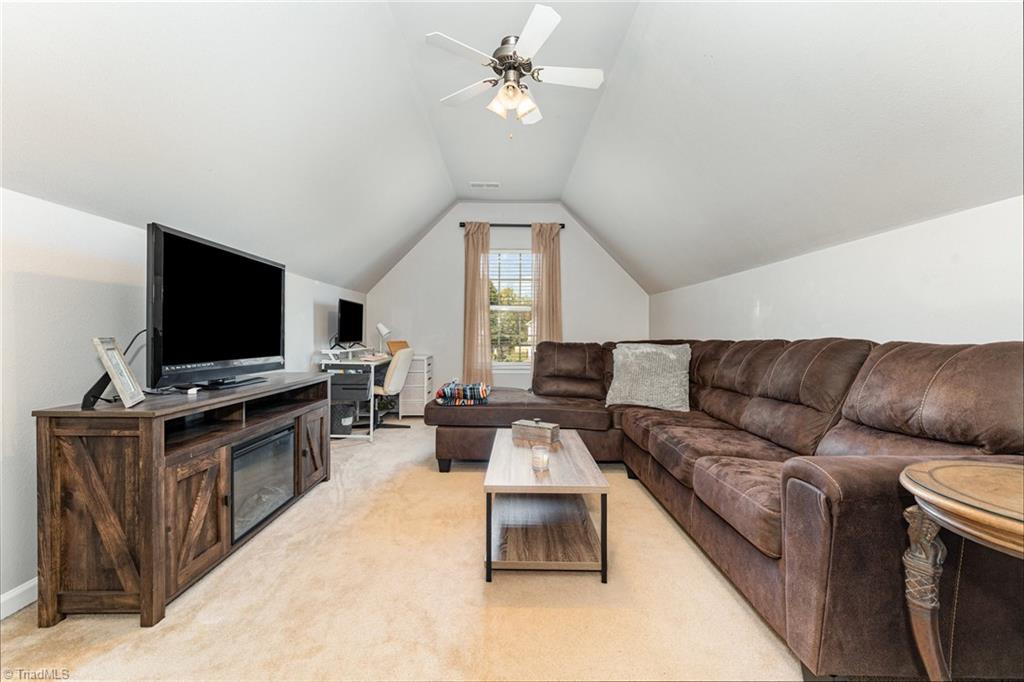 761 Spinning Wheel Point High Point, NC 27265 - Photo 26 of 30 Gallery Image 26