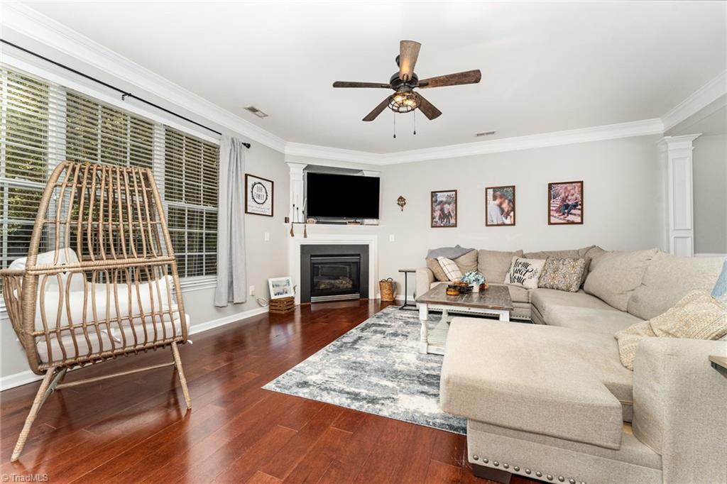 761 Spinning Wheel Point High Point, NC 27265 - Photo 4 of 30 Gallery Image 4