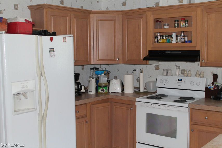 430 Trader Road LaBelle, FL 33935 - Photo 3 of 5 Gallery Image 3