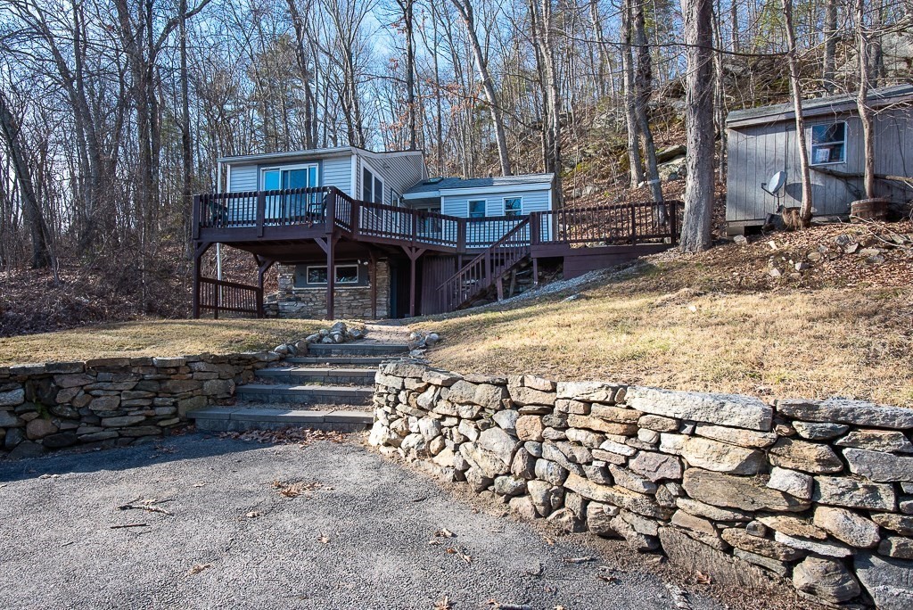 108 Ledgestone Road Douglas, MA 01516 - Photo 2 of 26