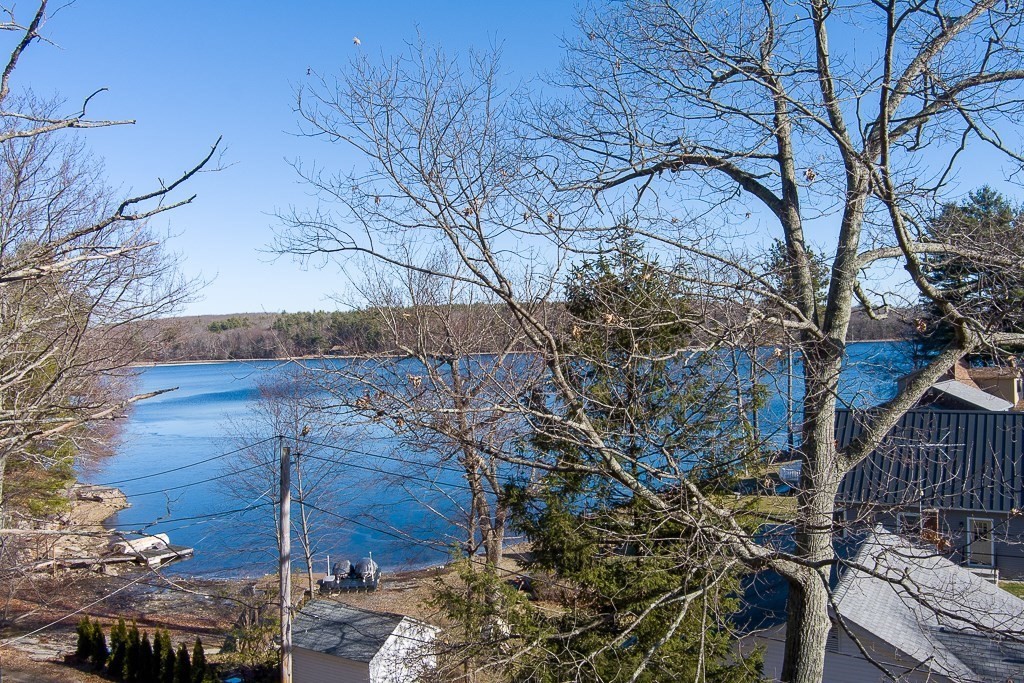 108 Ledgestone Road Douglas, MA 01516 - Photo 4 of 26