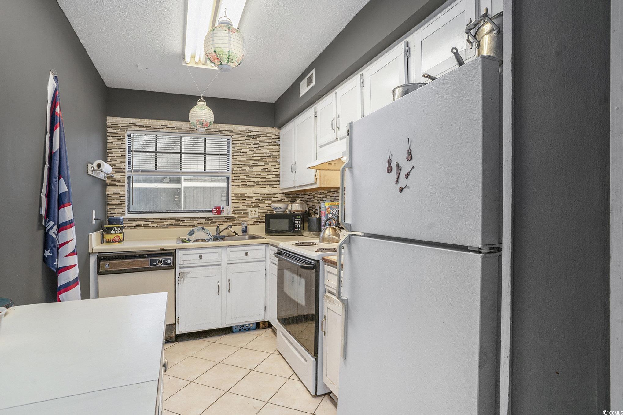 601 38th Avenue North, Unit E3 Myrtle Beach, SC 29577 - Photo 9 of 26