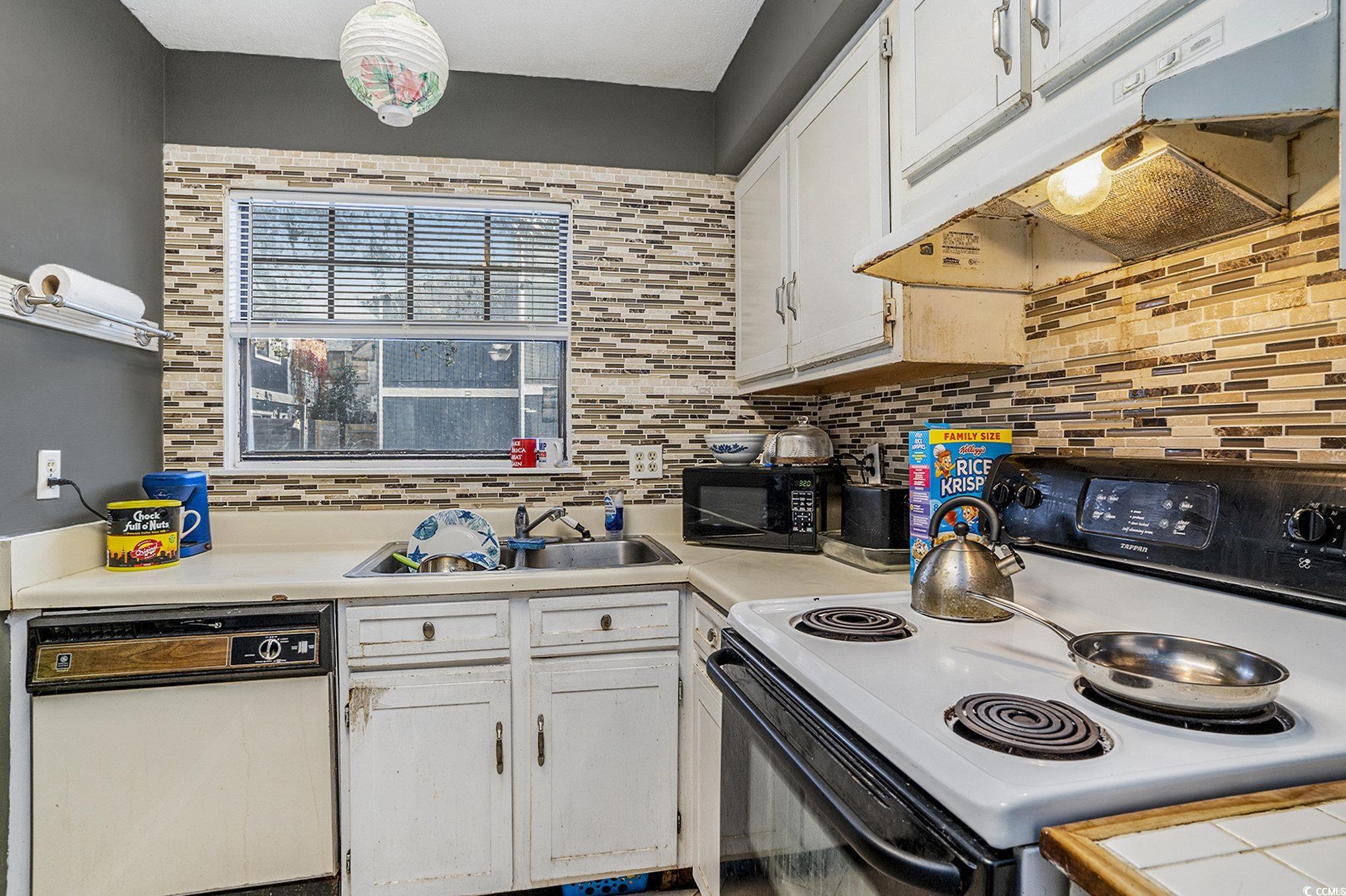 601 38th Avenue North, Unit E3 Myrtle Beach, SC 29577 - Photo 10 of 26