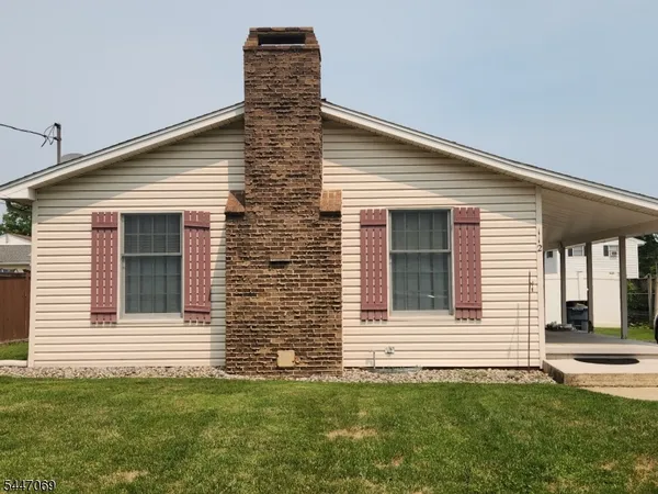 $3,900 | 112 Brentwood Road, Raritan, NJ 08869