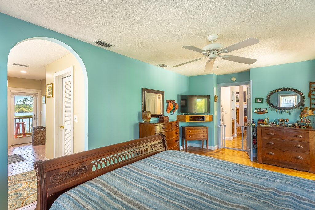 433 River Road Carrabelle, FL 32322 - Photo 20 of 55