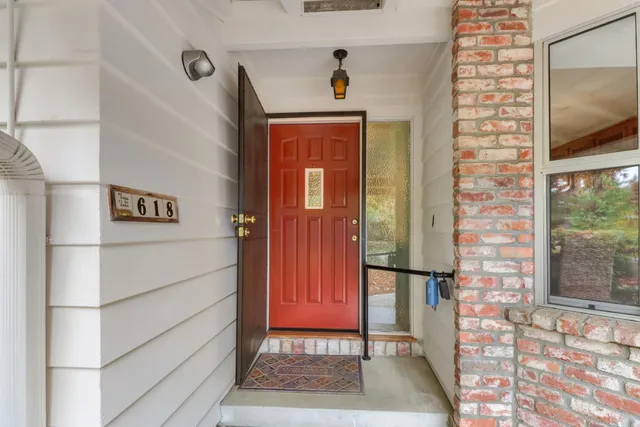 $1,150,000 | 618 Elmwood Drive, Davis, CA 95616