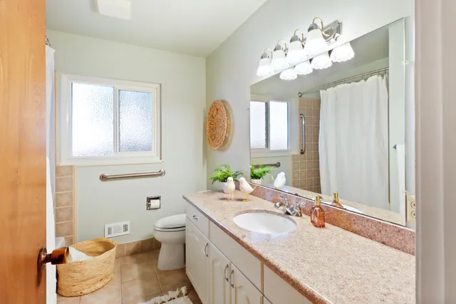 $1,150,000 | 618 Elmwood Drive, Davis, CA 95616