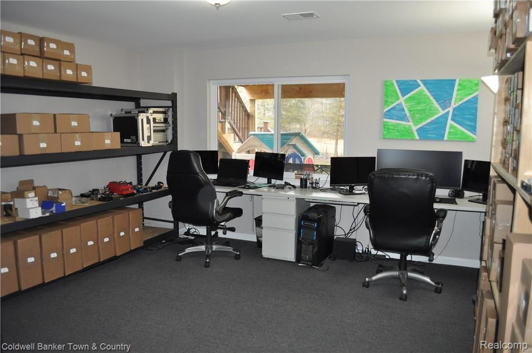 2367 Pardee Road Howell, MI 48843 - Photo 39 of 53 42.JPG
