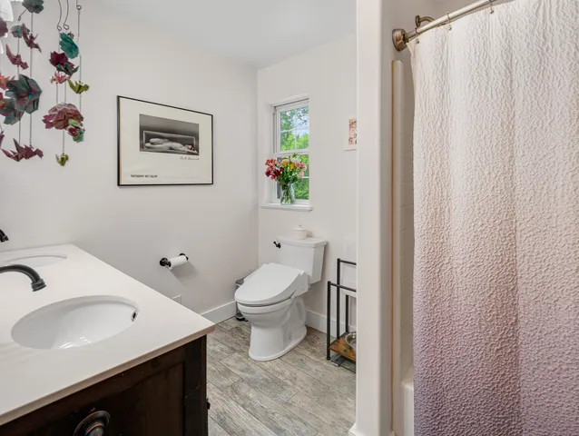 $499,000 | 1851 York St Extension, Poultney, VT 05764