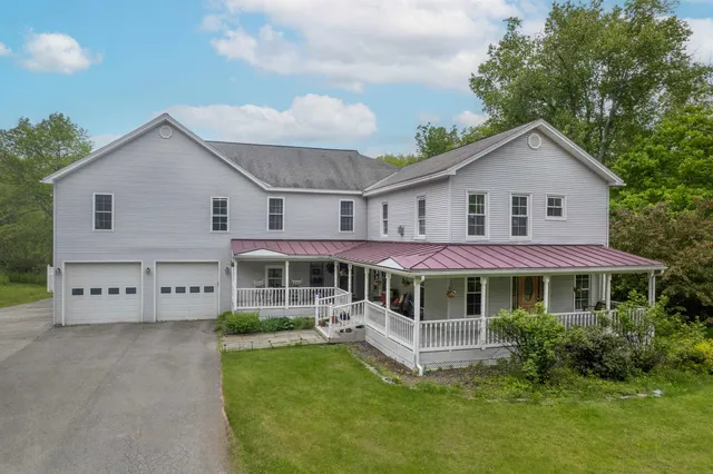 $499,000 | 1851 York St Extension, Poultney, VT 05764