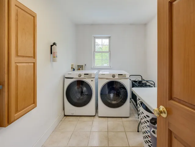 $499,000 | 1851 York St Extension, Poultney, VT 05764