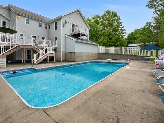 $499,000 | 1851 York St Extension, Poultney, VT 05764