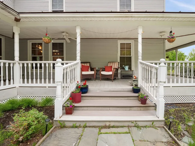 $499,000 | 1851 York St Extension, Poultney, VT 05764