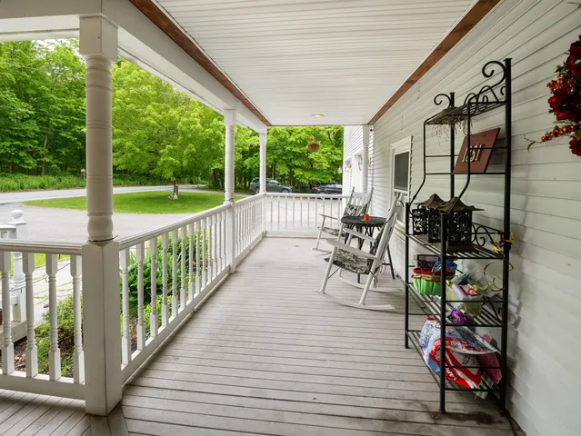 $499,000 | 1851 York St Extension, Poultney, VT 05764